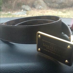 Reversible Louis Vuitton belt